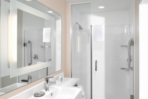 SpringHill Suites by Marriott Wichita Airport - image 23