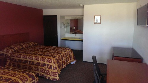 Airport Lodge - image 10