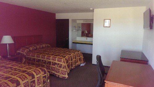 Airport Lodge - image 11