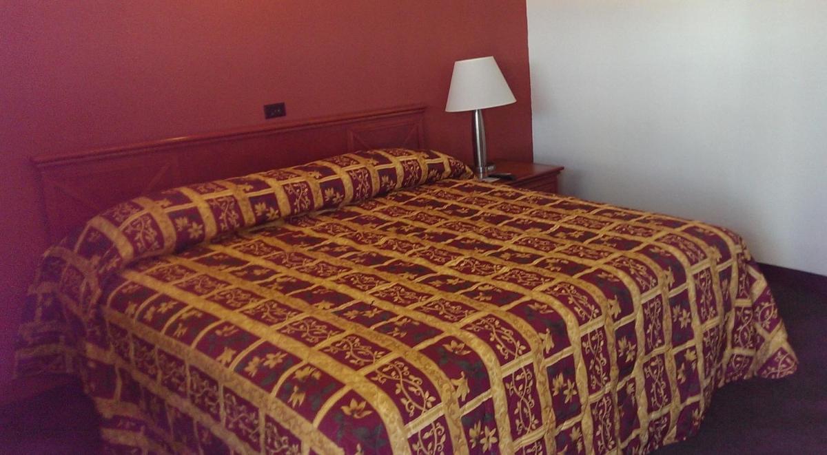 Airport Lodge - image 3