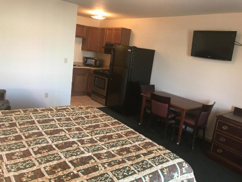 Western Holiday Motel - image 8