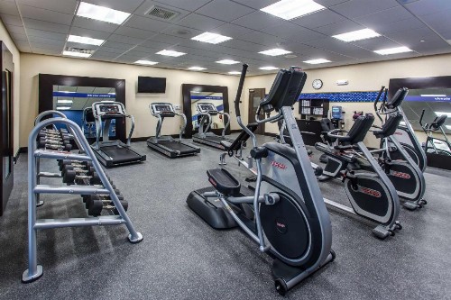 Hampton Inn & Suites-Wichita/Airport KS - image 15
