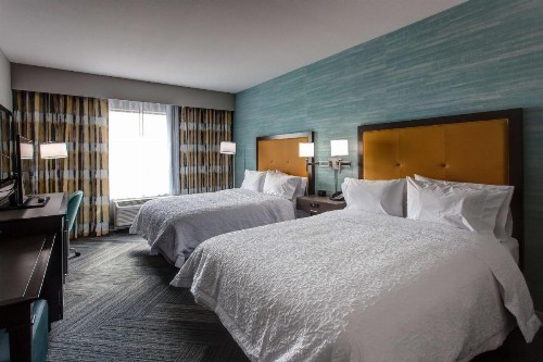 Hampton Inn & Suites-Wichita/Airport KS - image 16
