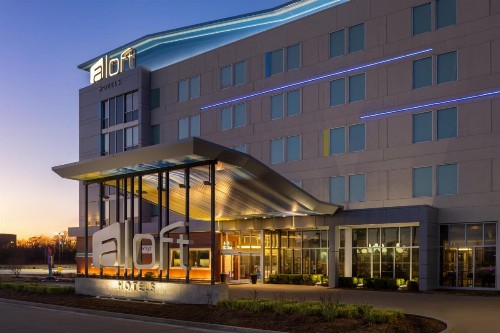 Aloft Wichita - image 25