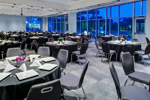 Aloft Wichita - image 29