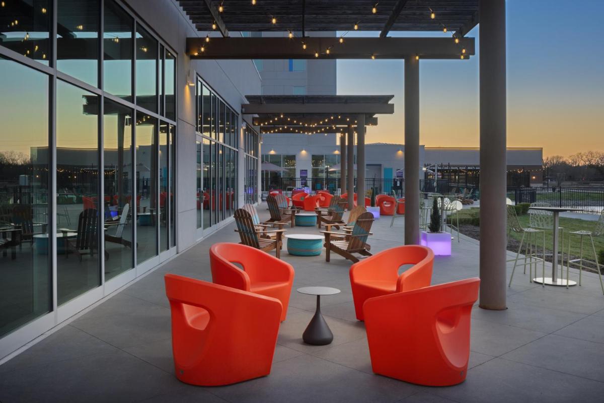 Aloft Wichita - image 3