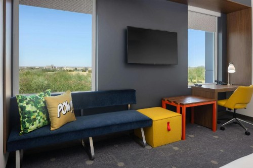 Aloft Wichita - image 40