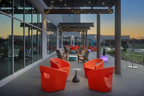 Aloft Wichita - image 41