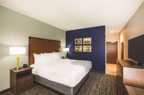 La Quinta by Wyndham Wichita Northeast - image 19