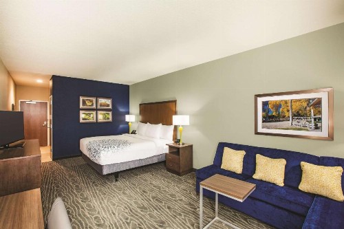La Quinta by Wyndham Wichita Northeast - image 25