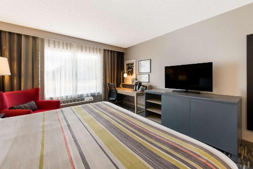 Country Inn & Suites by Radisson Wichita East KS - image 10