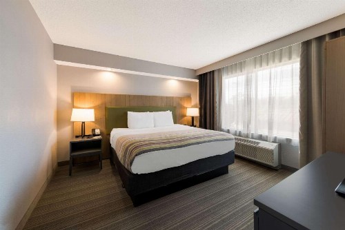 Country Inn & Suites by Radisson Wichita East KS - image 20