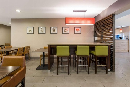 Country Inn & Suites by Radisson Wichita East KS - image 26