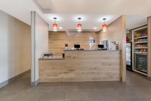 Country Inn & Suites by Radisson Wichita East KS - image 5