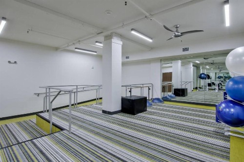 New Downtown Lux Loft + Pool + Valet - image 7