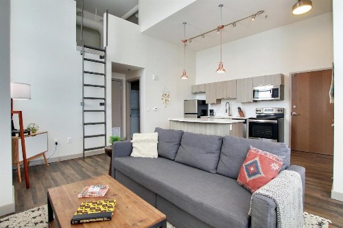 Luxury Studio in the Heart of Downtown Wichita - image 11
