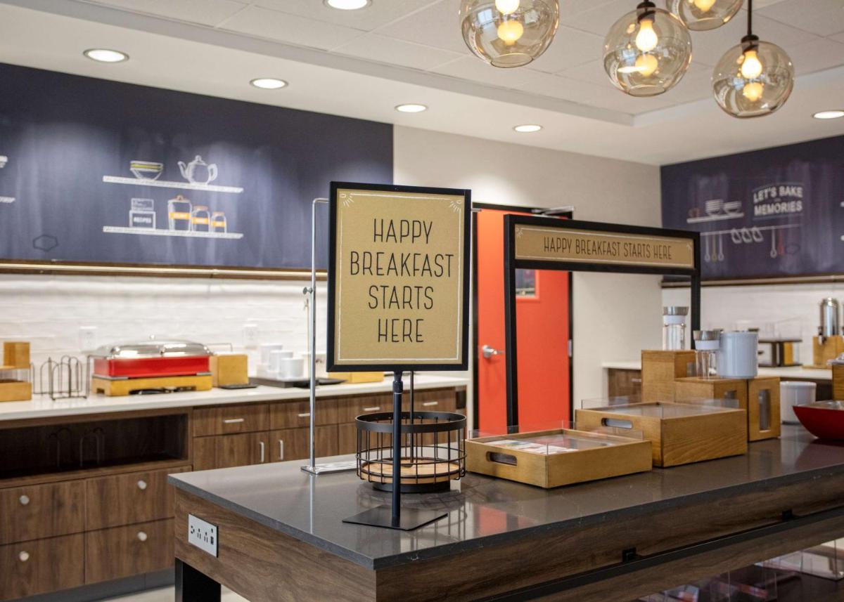 Hampton Inn Lexington Tn - image 4