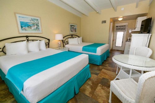Aztec Motel - image 14