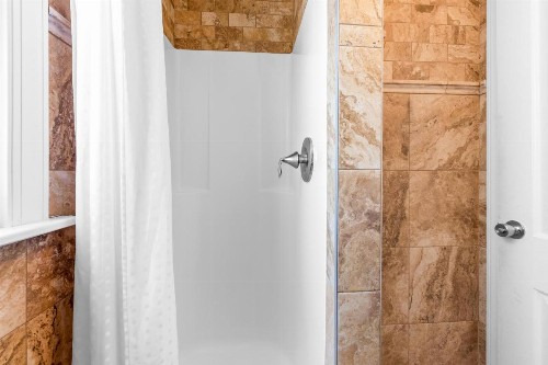 Buttercup Suites - image 14