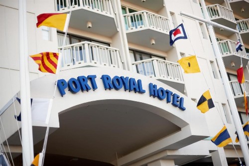 Port Royal Oceanfront Hotel - image 21