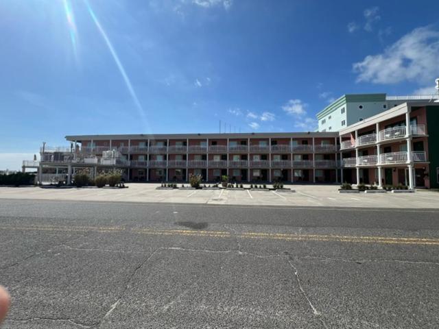 Coliseum Ocean Resort - main image