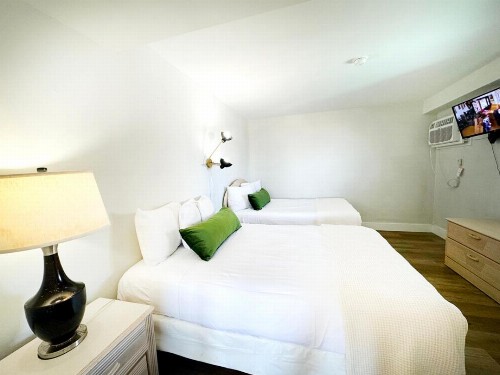 Coliseum Ocean Resort - image 11