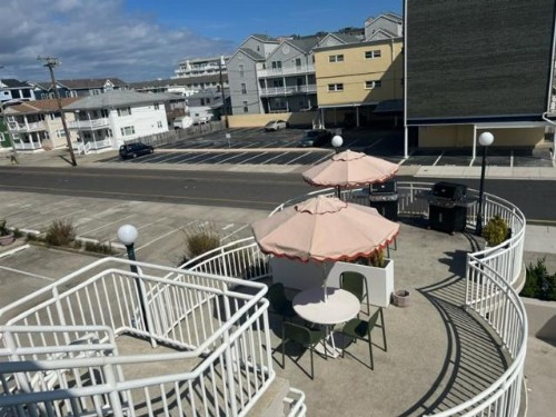 Coliseum Ocean Resort - image 12