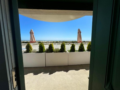 Coliseum Ocean Resort - image 16
