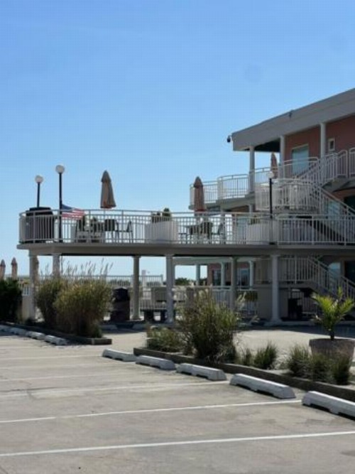 Coliseum Ocean Resort - image 20