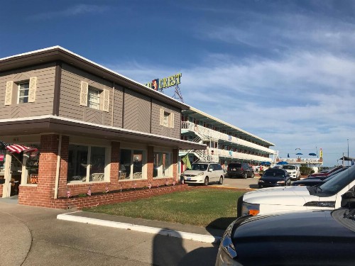 Gold Crest Motel - image 6