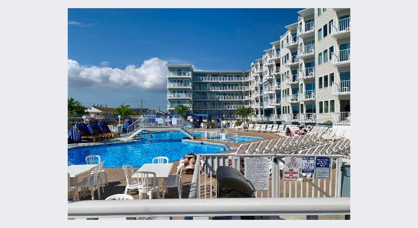 El Coronado Resort - main image