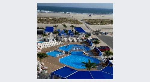 El Coronado Resort - image 5