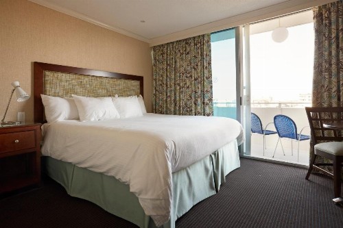 Pan American Oceanfront Hotel - image 10