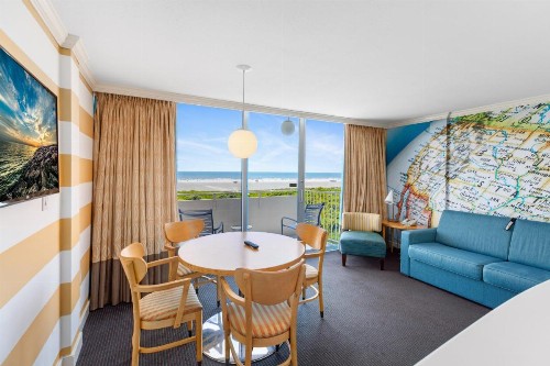 Pan American Oceanfront Hotel - image 39