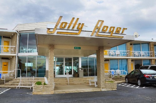 The Jolly Roger Motel - image 34