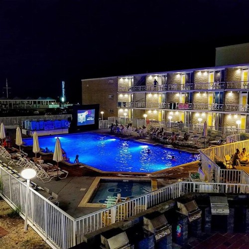 The Jolly Roger Motel - image 4