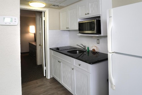 Biscayne Family Resort - image 24