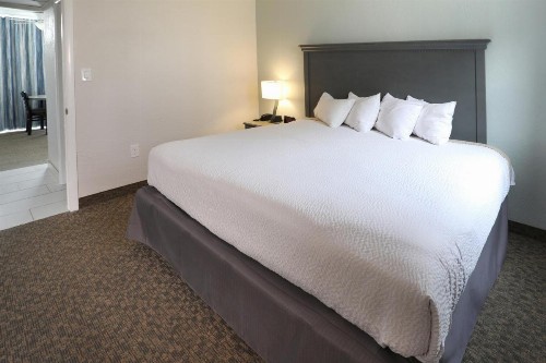 Biscayne Family Resort - image 31