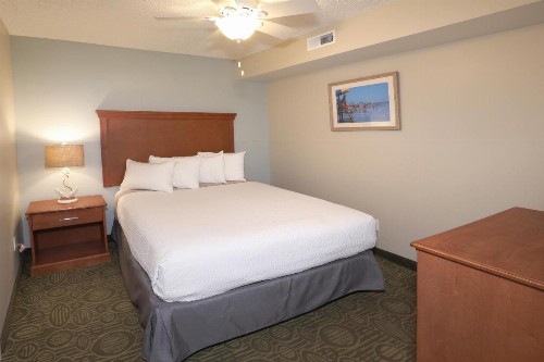 Biscayne Family Resort - image 36