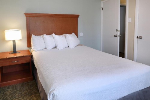 Biscayne Family Resort - image 38