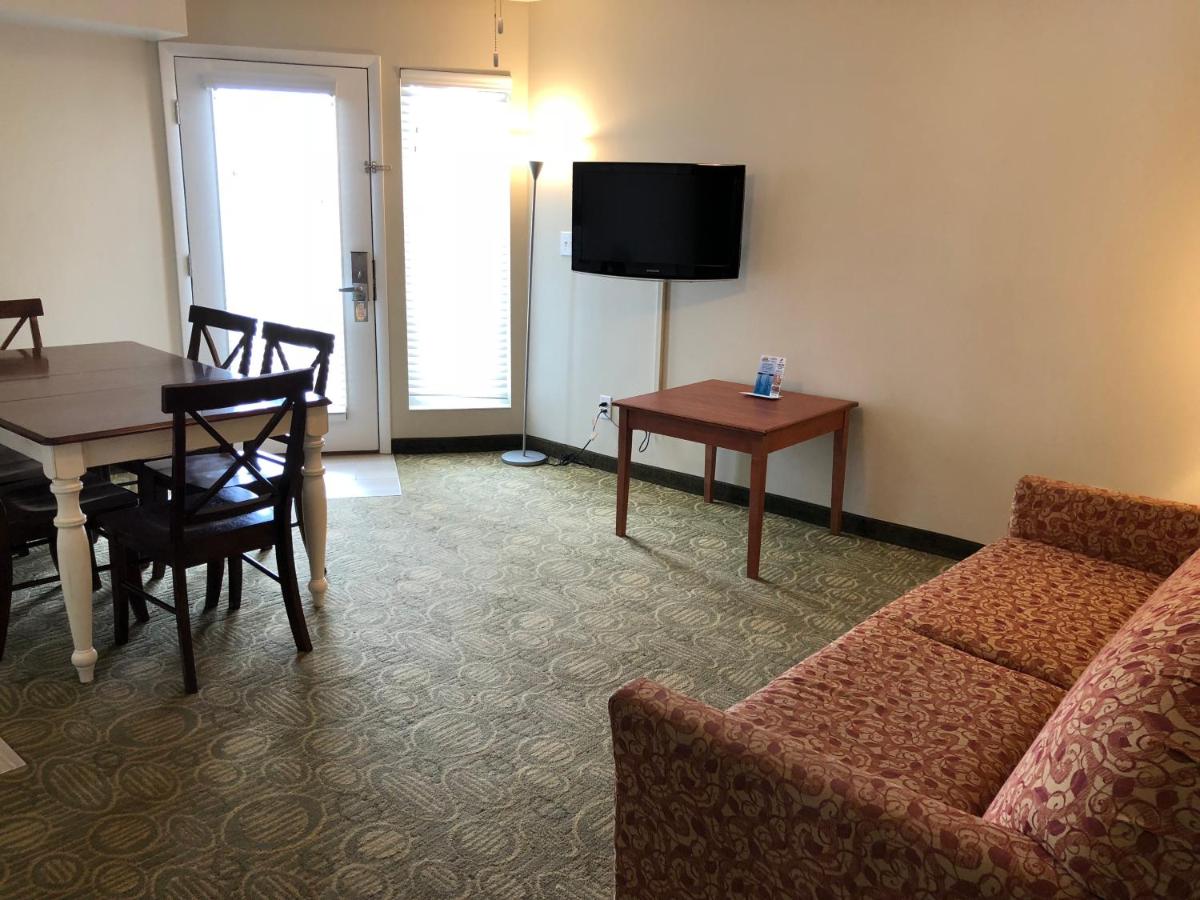 Biscayne Family Resort - image 7