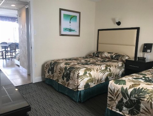 Crystal Beach Motor Inn - image 27