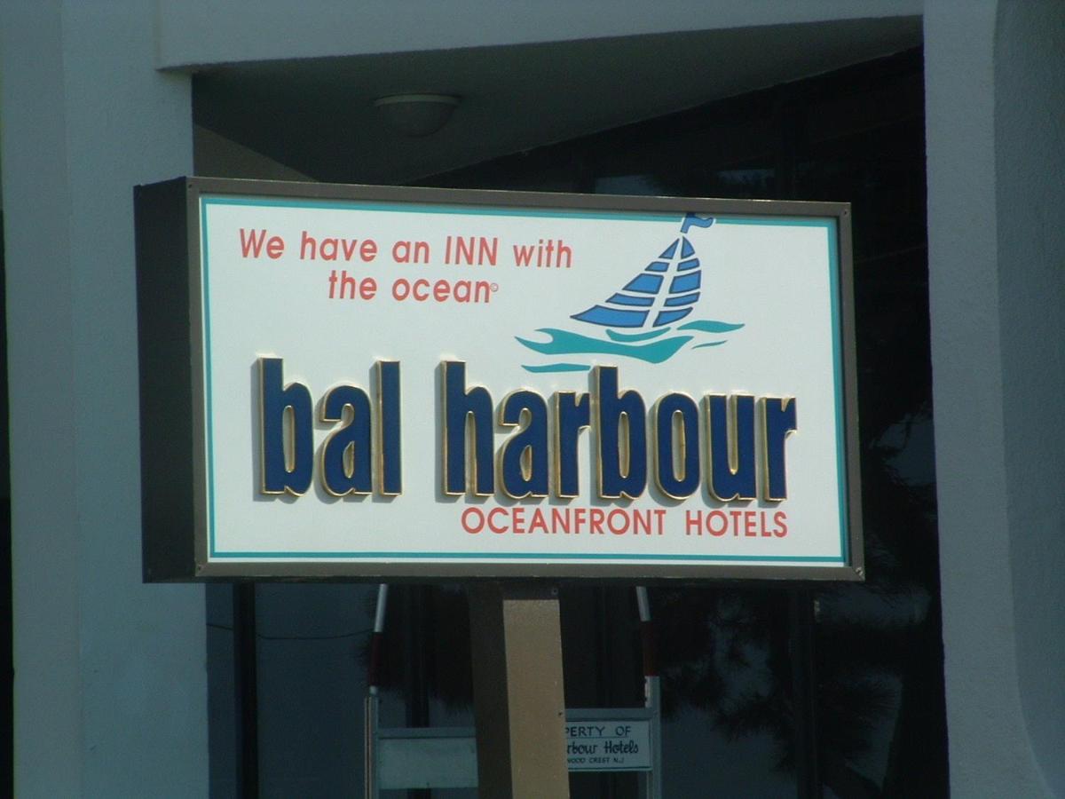 Bal Harbour Hotels - image 2