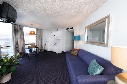 Bal Harbour Hotels - image 42