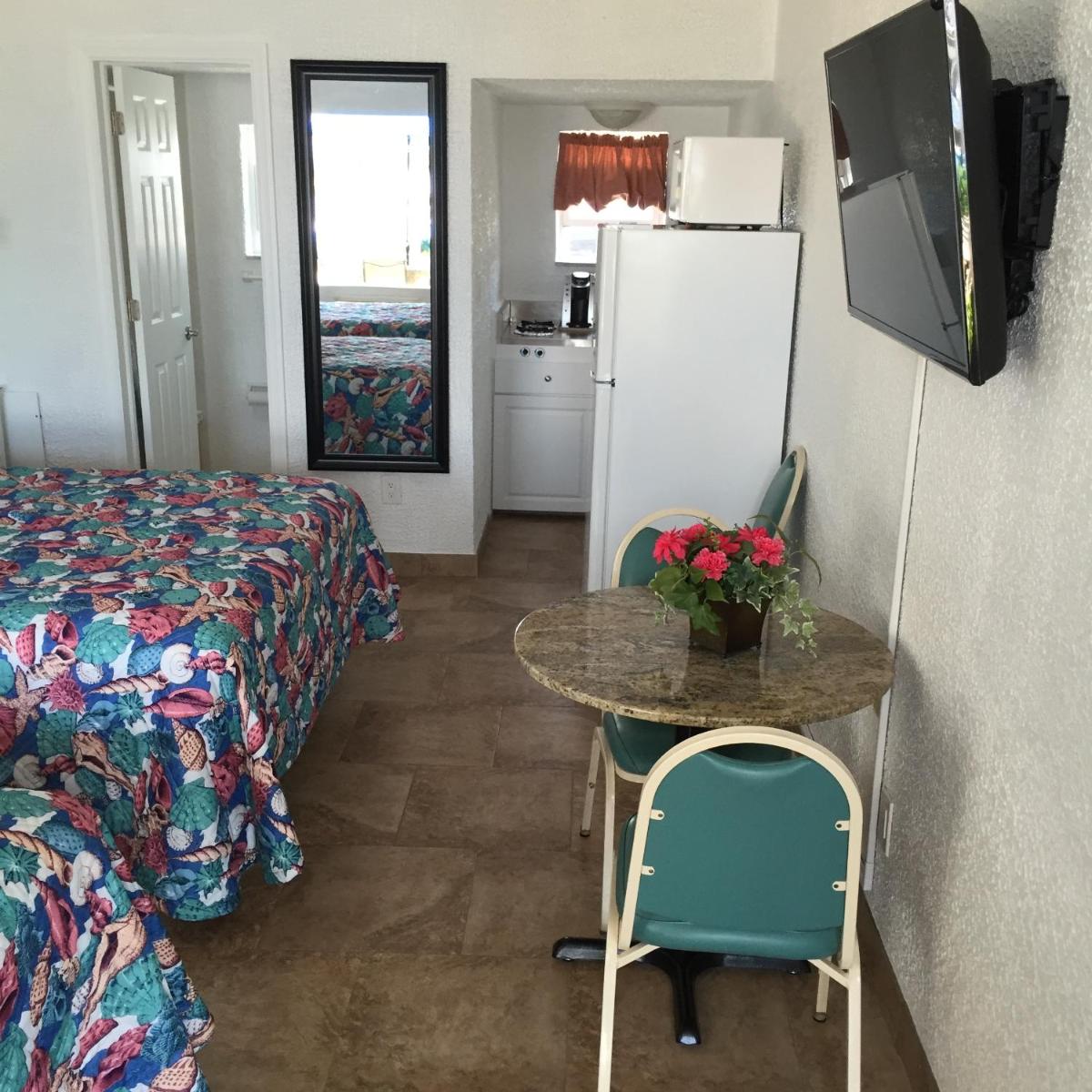 Pyramid Resort Motel - main image