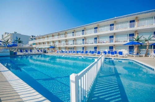 Tangiers Resort Motel - image 21