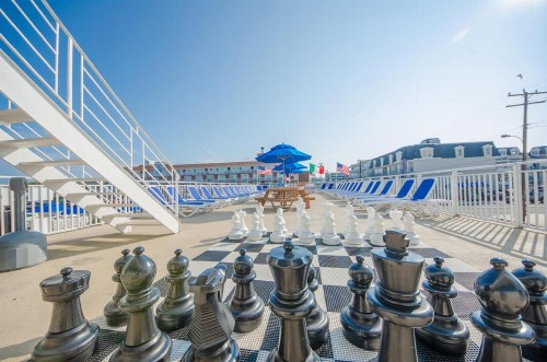 Tangiers Resort Motel - image 25