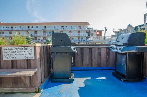 Tangiers Resort Motel - image 26