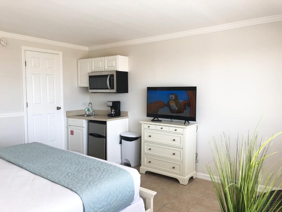 Aqua Beach Hotel - image 3