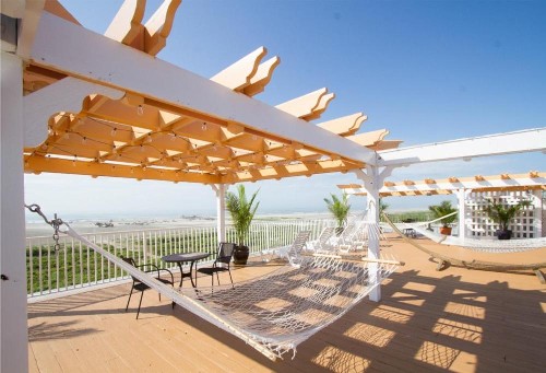 Aqua Beach Hotel - image 32